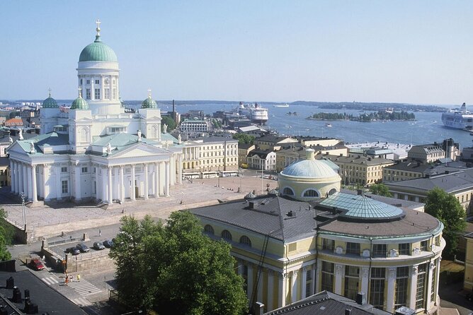 A Finntastic Walking Tour in Helsinki - Kansalaistori and the surprising Oodi Library