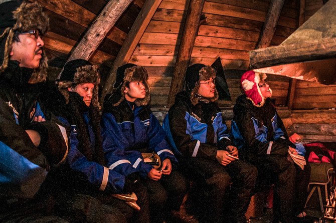 Auroras - Northern Lights Tours by Aurora Experts - Rovaniemi - Photography help and the value of darkness