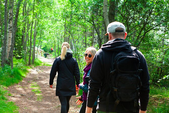 Berry Picking in a National Park - Who will enjoy this day most?