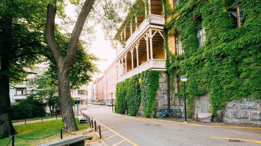 Best of Helsinki: Private Walking Tour with a Local - What the guide adds to the experience