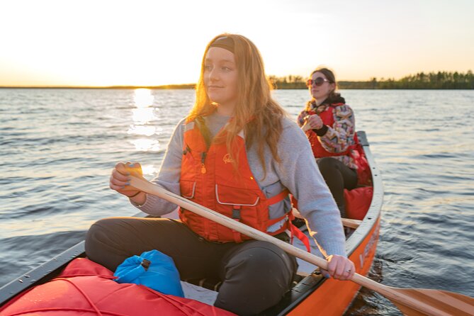 Canoe Trip in Lapland from Rovaniemi - Getting comfortable in the canoe