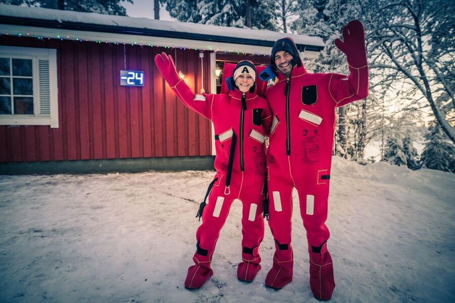 Daytime Ice Floating Rovaniemi, Frozen Lake Experience - Why the Small Group Matters