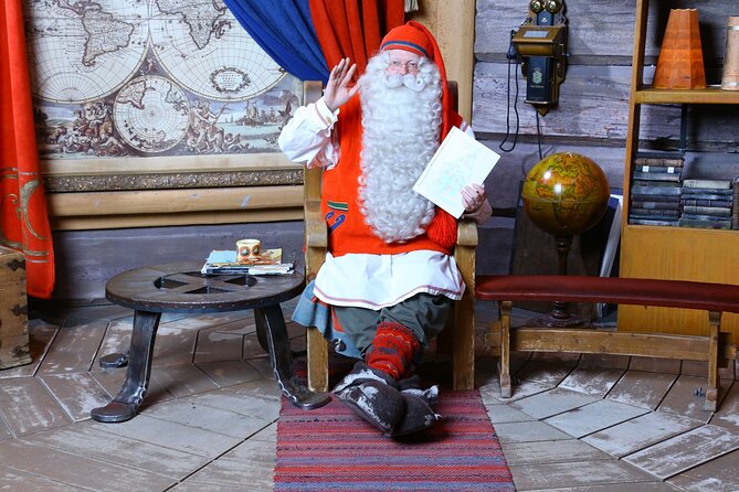 Daytour to Santa Claus Village, Reindeer and Husky Safaris, Photo, and Lunch - Santa Claus Village in one efficient morning