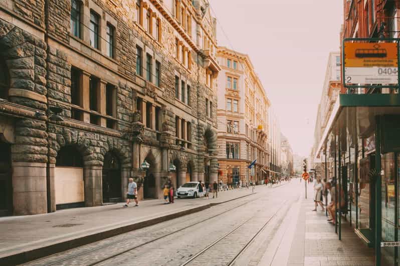 Epic Helsinki: English Speaking Walking Tour - Pace, Weather, and What to Wear