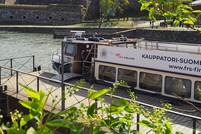 Ferry to Suomenlinna Fortress Island - Choosing the Best Departure Time
