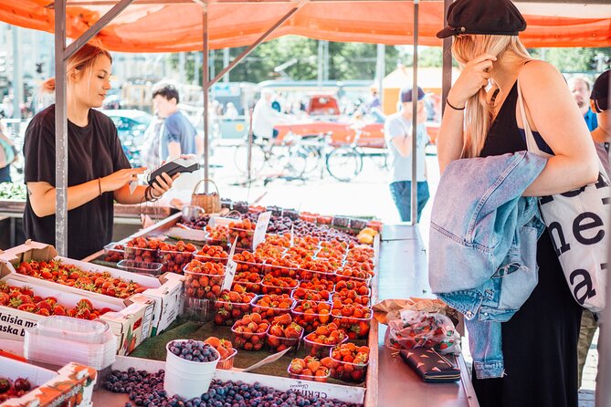 FOOD Tour with Roof Top Bar in Helsinki - Guide quality can shape the whole experience