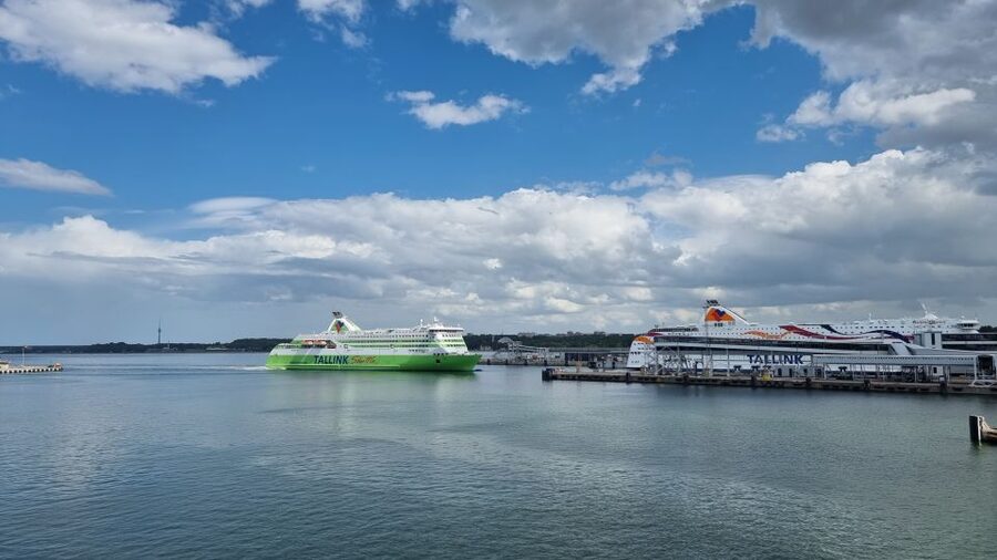From Helsinki: Guided Day Trip to Tallinn by Ferry & VIP Car - Key points to know before booking