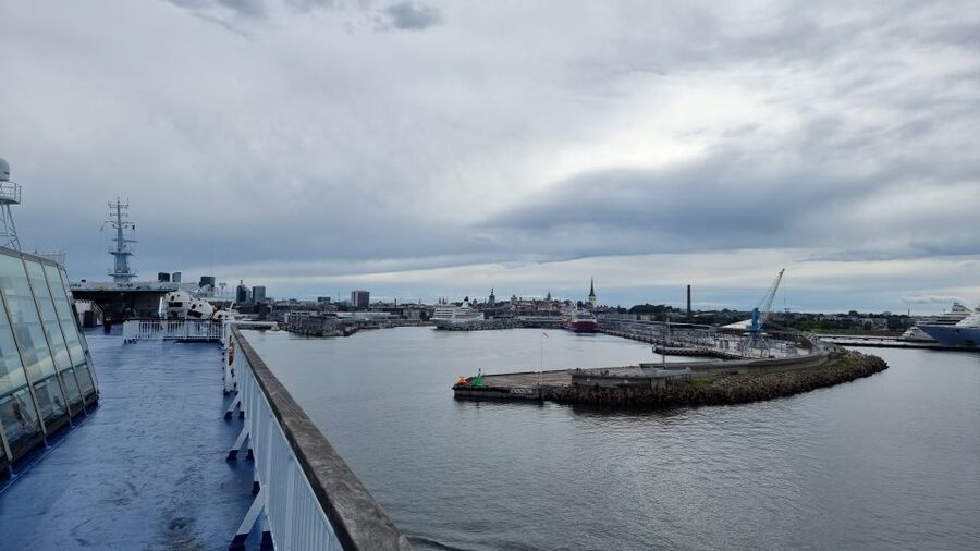 From Helsinki: Guided Day Trip to Tallinn by Ferry & VIP Car - Hotel pickup makes the early start easier