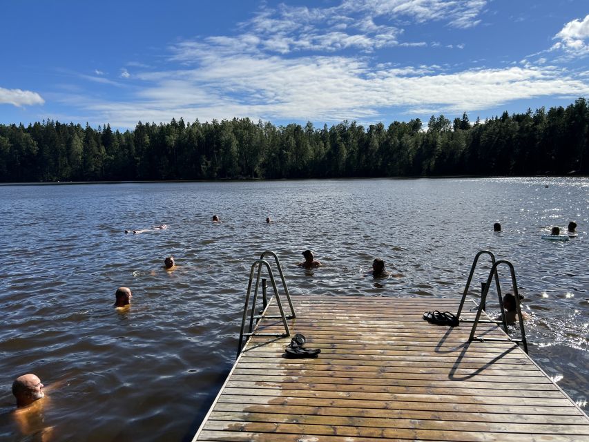 From Helsinki: Hike and Sauna in Sipoonkorpi National Park - A 6-kilometer walk through the taiga