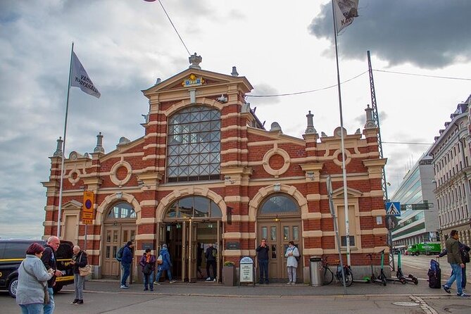 Helsinki Airport Layover Sightseeing Tour - Kauppatori Market Square and Finnish daily life