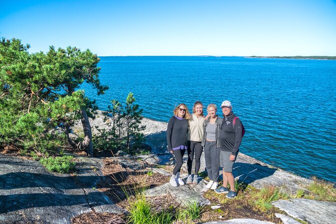 Helsinki: Archipelago Exploration at Porkkalanniemi peninsula - Walking through the forest