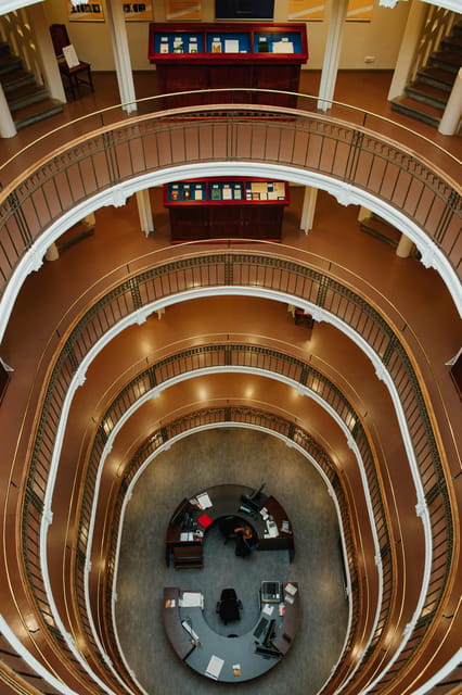 Helsinki: Architectural Highlights Guided Walking Tour - Amos Rex, Kamppi Chapel, and a bold final stretch
