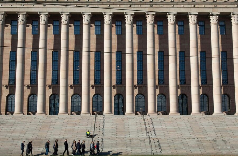 Helsinki: Architectural Highlights Guided Walking Tour - What the guide adds to the buildings