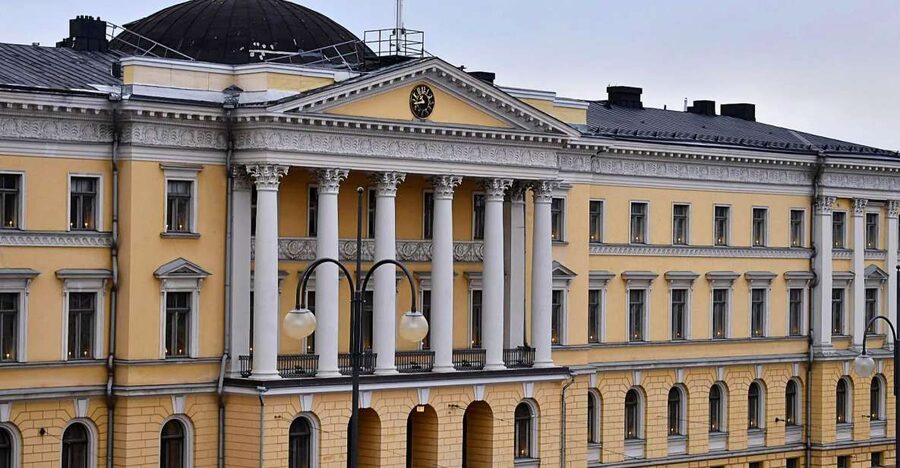 Helsinki: Architecture Walking Tour with Expert - From ornate Jugendstil to the Pohjola Insurance Building