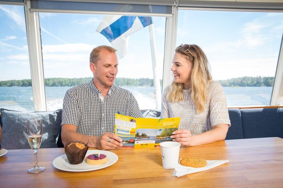 Helsinki by Bus and Boat 24-Hour Combo Ticket - The 19-stop bus route and what to see