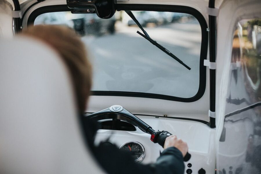 Helsinki City: 2.5-Hour City Tour with Electric TukTuk - Katajanokka, Art Nouveau details, and the icebreaker