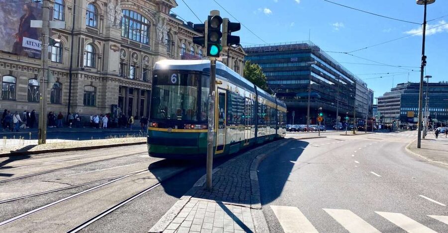 Helsinki: City Highlights and Suomenlinna Eco-Friendly Tour - Why this five-hour route works in Helsinki