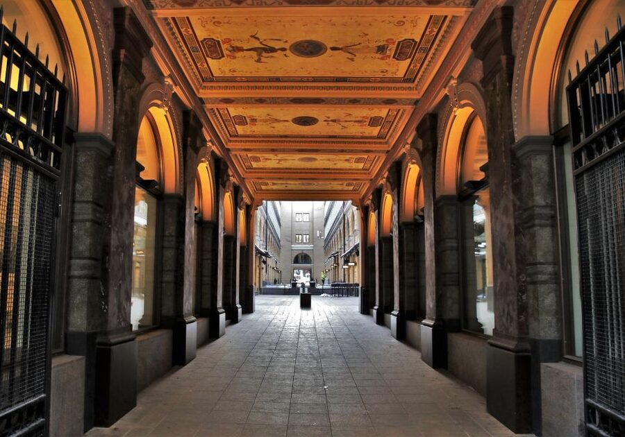 Helsinki: Express Walk with a Local in 60 minutes - Key details at a glance