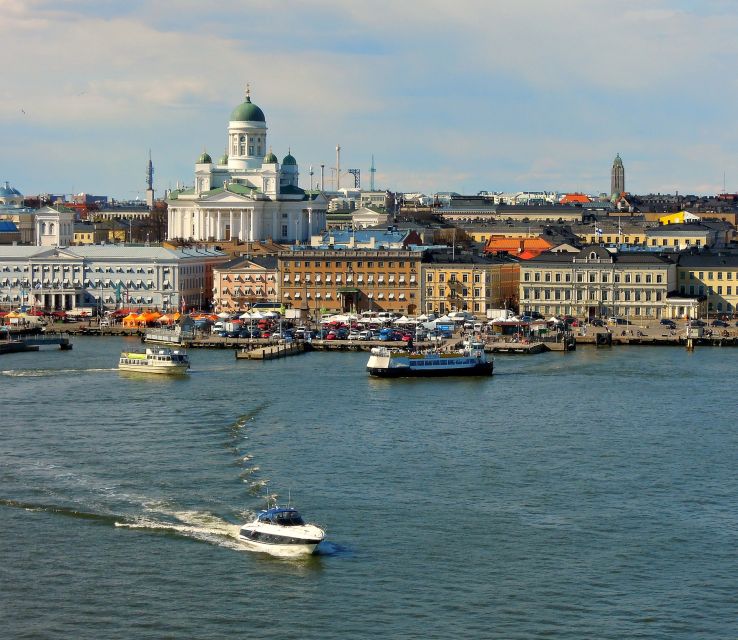 Helsinki: Express Walk with a Local in 60 minutes - Harbor views and Helsinki’s seaside character