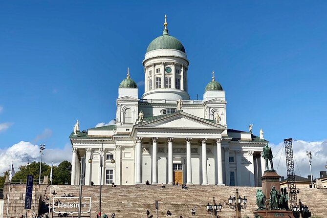 Helsinki Highlight: Visit The Most Popular Spots by Eco-Friendly Transportation - Esplanadi Park and the city center