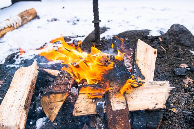 Helsinki: Nuuksio National park hiking with campfire lunch - Why the small group matters