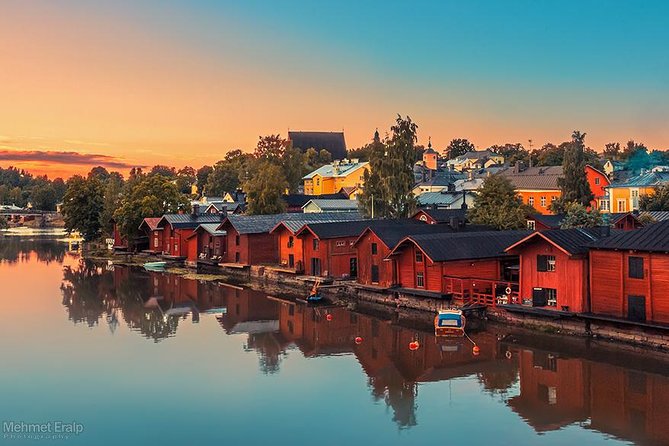 Helsinki Private Sightseeing + Medieval Town Porvoo - Market Square and Old Market Hall