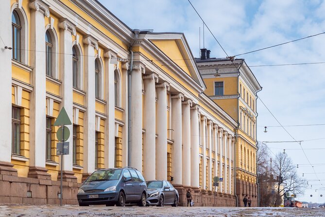 Helsinki private tour with a city planner - Presidential power and Orthodox style