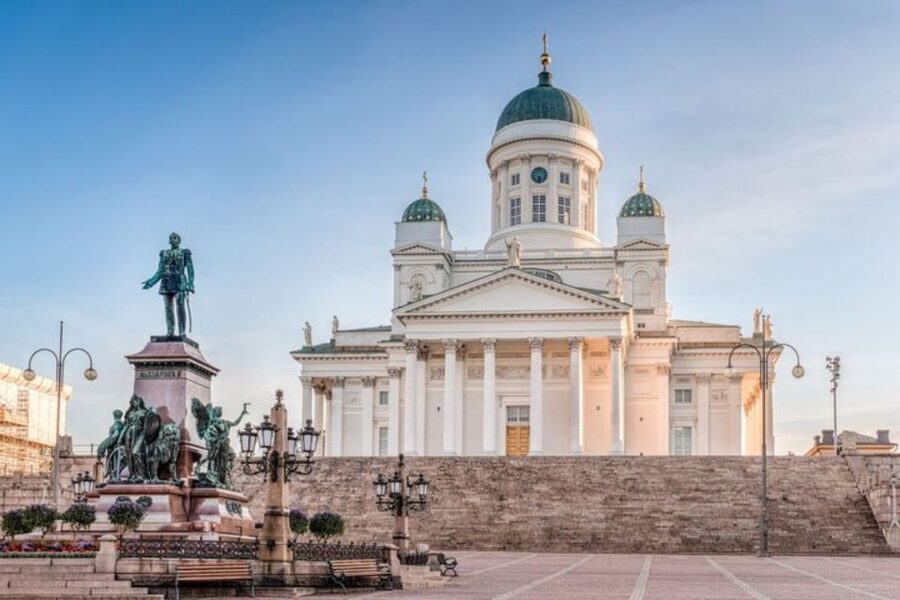 Helsinki: Private Walking Tour with a Local Guide - What two hours, three hours, or six hours can deliver