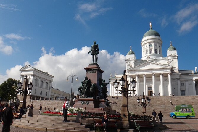 Helsinki Scavenger Hunt and Highlights Self-Guided Tour - Taking breaks without losing the route