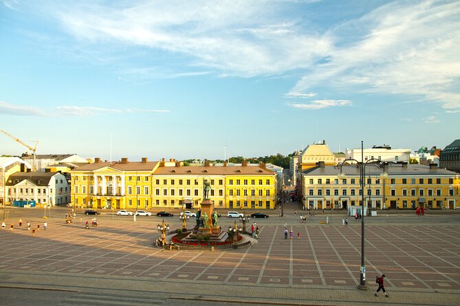 Helsinki Scavenger Hunt and Highlights Self-Guided Tour - Starting beside the Finnish National Theatre