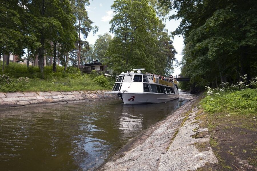 Helsinki: Sightseeing Canal Cruise with Audio Commentary - The Degerö Canal and Laajasalo Channel