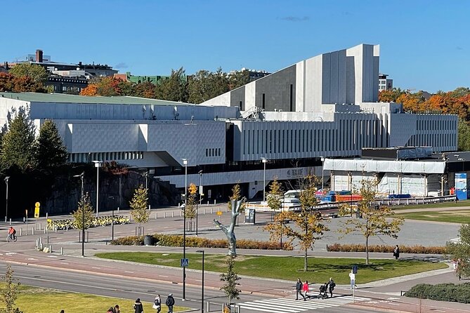 Helsinki Sightseeing Tour With Professional Local Guide - Price, group size, and real value