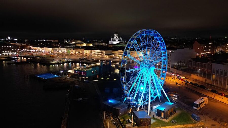 Helsinki: SkyWheel Helsinki Entry Ticket - The terrace, champagne bar, and small shop