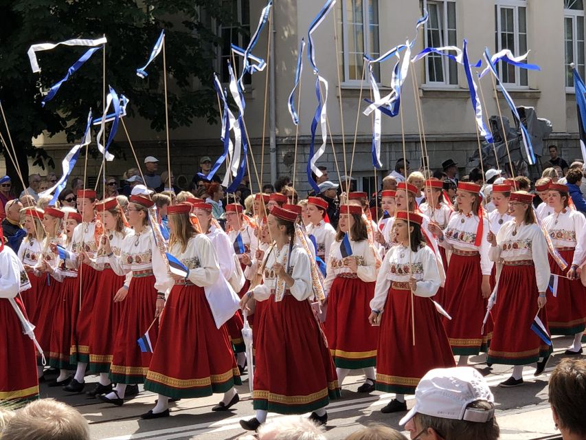 Helsinki: Tallinn Guided Day Tour with Ferry Crossing - Why Tallinn works so well as a Helsinki day trip