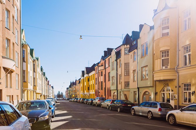 Helsinki tram tour with a city planner - Johannes Church adds a major architectural stop