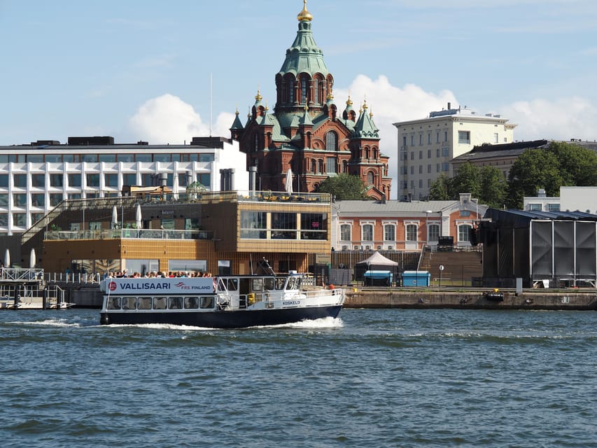 Helsinki: Vallisaari Fortress Island Ferry Ticket - Vallisaari’s fortifications and old buildings