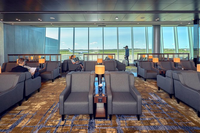 Helsinki-Vantaa Airport Plaza Premium Lounge - Staff help and the sleeping pod question