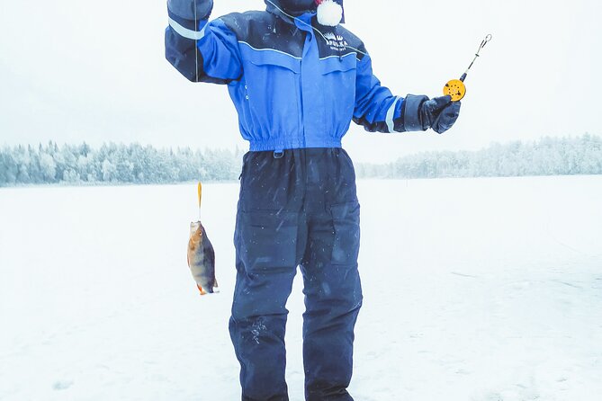 Ice Fishing Like a Finn, Apukka Adventures Rovaniemi - The timing and return make planning easy