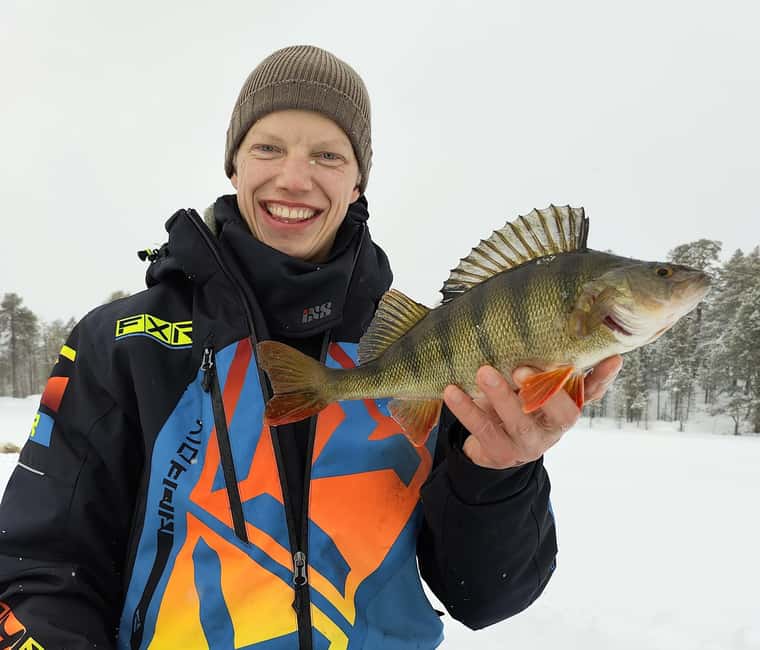 Inari: 2 hour Ice Fishing at Lake Inari - Reaching the ice from Inari village