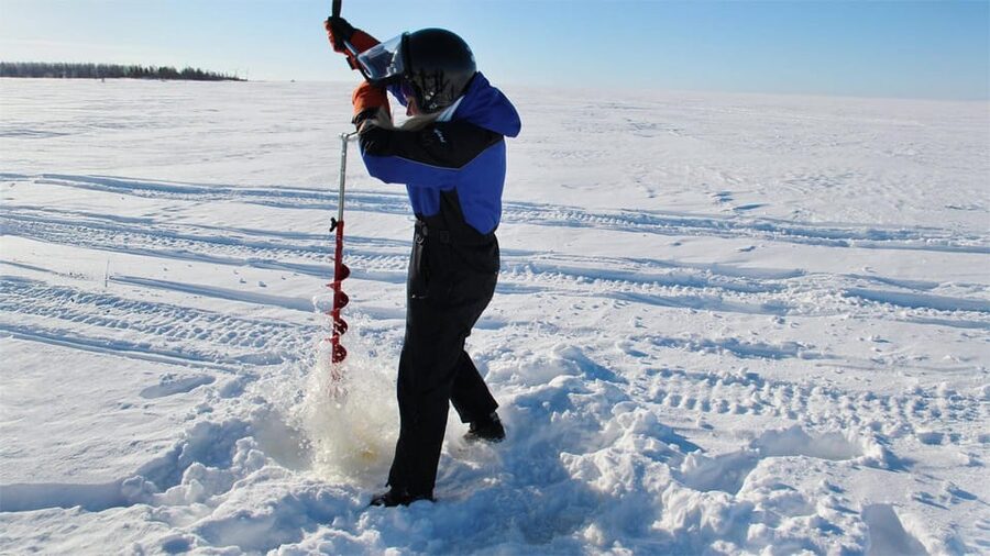 Kemi-Tornio: Ice Fishing Safari with Snowmobiles - Why this short Arctic safari works