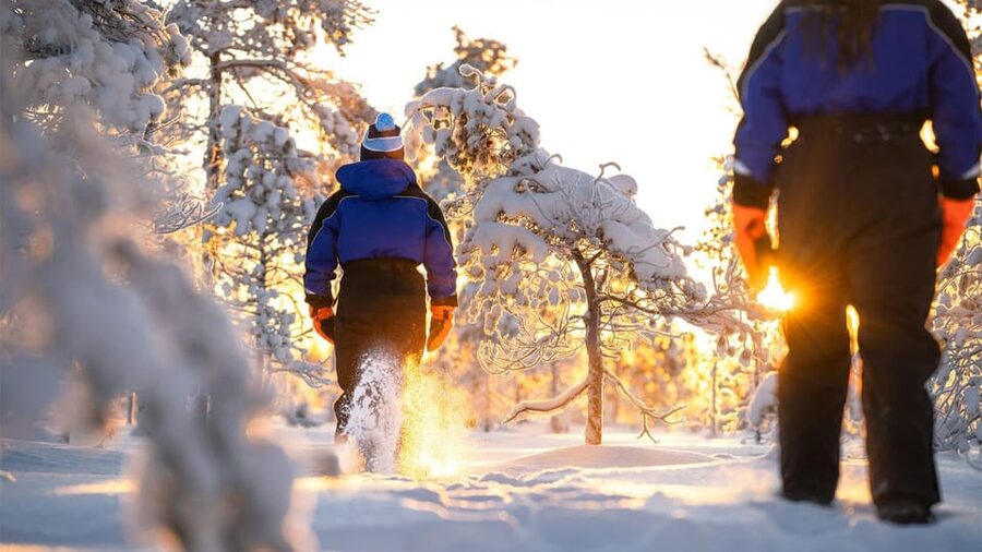 Kemi-Tornio: Nature tour with snowshoes - The Campfire Stop in a Traditional Lappish Hut