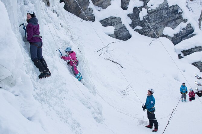 Kid’s Ice Climbing Adventure in Pyhä-Luosto, Finland - How the child-friendly climb works