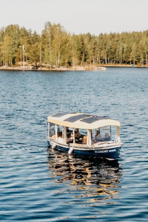 Lake Saimaa story cruise by Ecoboat in Puumala - Leaving the harbor for Lake Saimaa views