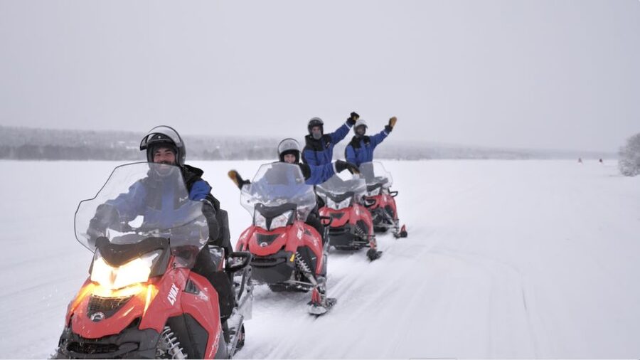 Levi: 3 Hour Snowmobile Safari Around Levi with Coffee Break - The Lappish café break