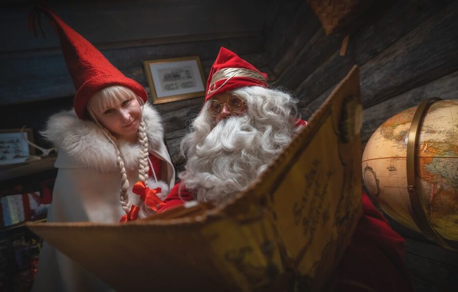 Levi: Day Trip to Santa Claus Village with Lunch - Lunch: useful, included, and not the star of the day