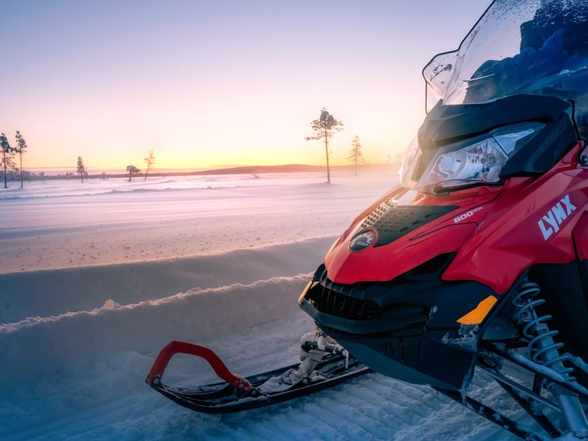 Levi: Easy Snowmobile Tour Perfect for Beginners - Starting at Myllyjoentie 2 in Sirkka