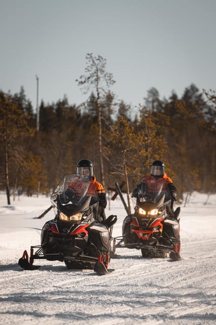 Levi: Full Day Snowmobile Safari to Wilderness - Getting ready at Safartica Levi