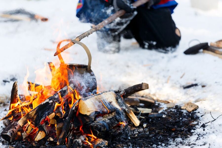 Levi: Ice Fishing by Snowmobile - Riding from Levi into the Arctic forest