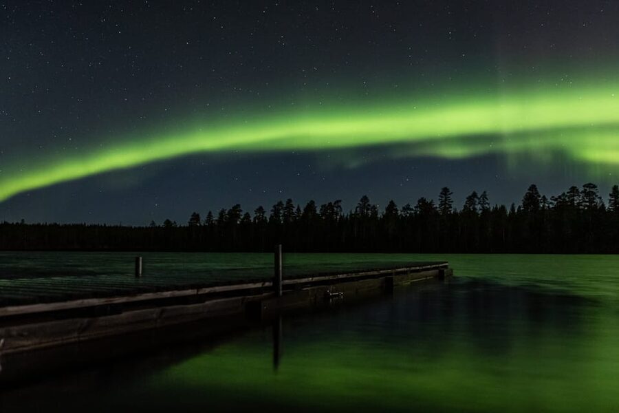 Levi: Ice Floating and Northern Lights Tour - Floating while ice forms around you