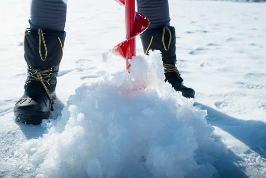 Levi Lapland: Arctic Ice-Fishing - The pleasure of fishing in near silence